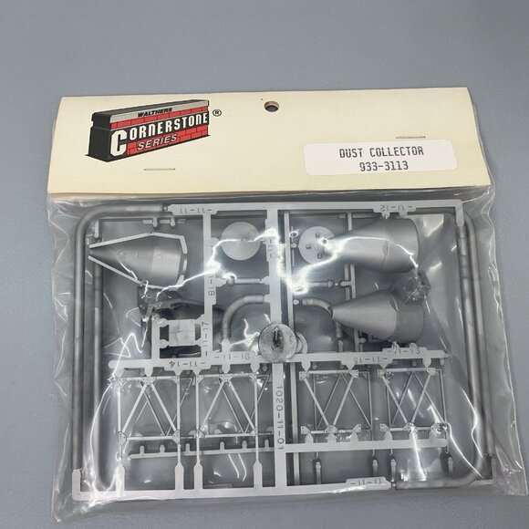 Walthers Cornerstone Series 933-3113 Dust Collector Model - Picture 1 of 2